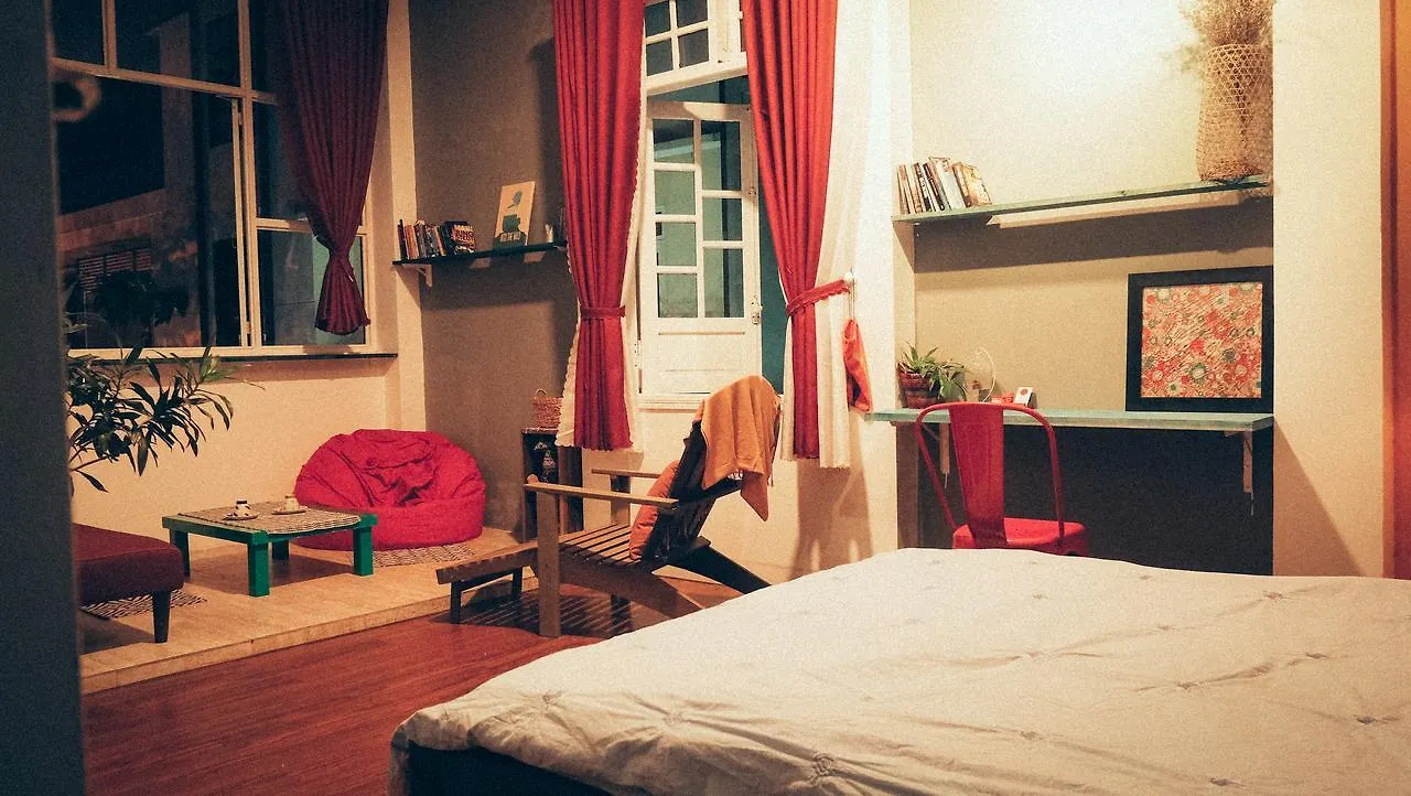 Roll Hostel N Pub Da Nang