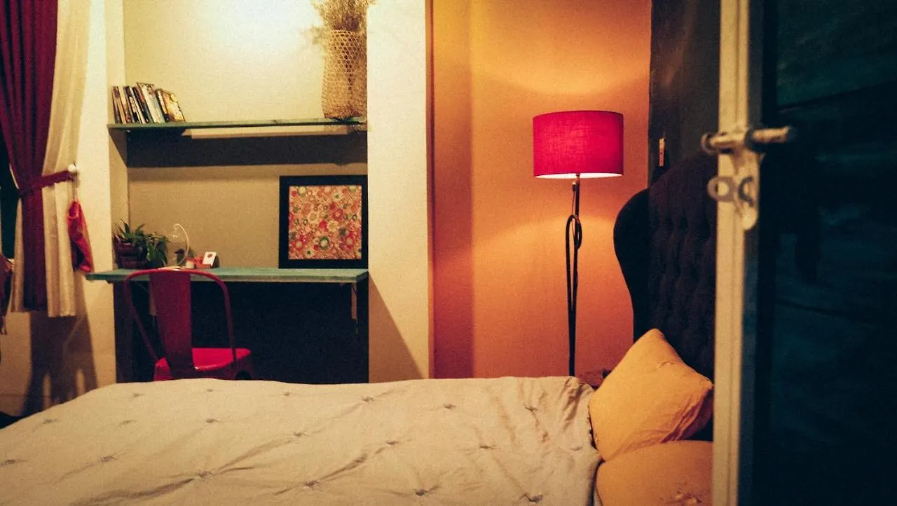 Roll Hostel N Pub Da Nang 0*,  Vietnam