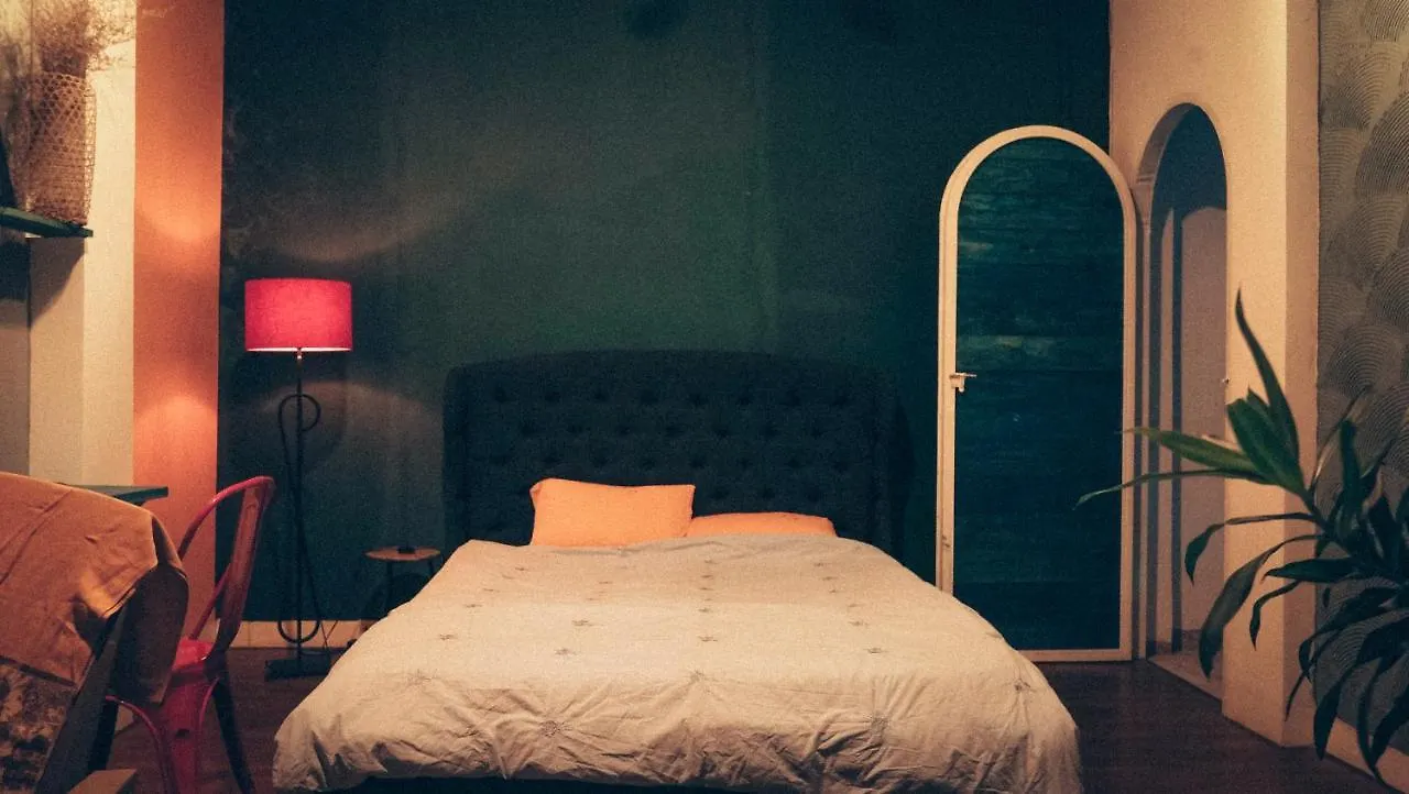 Roll Hostel N Pub Da Nang